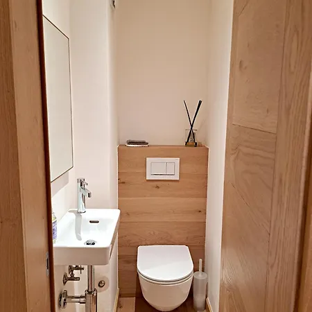 Appartement Alpine Charm And Modern Comfort In