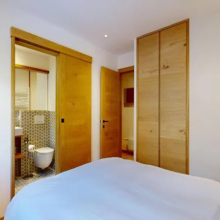 Alpine Charm And Modern Comfort In * 베르비에