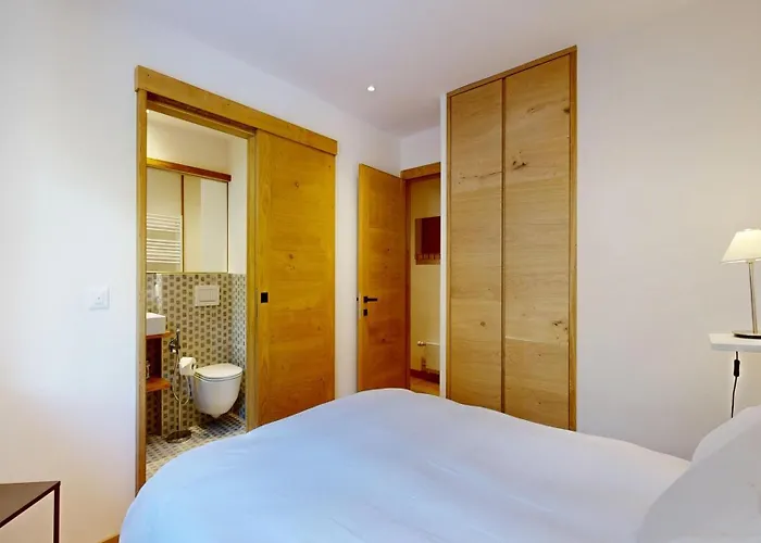 Alpine Charm And Modern Comfort In * 베르비에