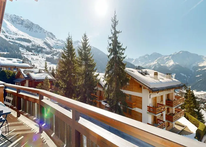 Alpine Charm And Modern Comfort In 베르비에